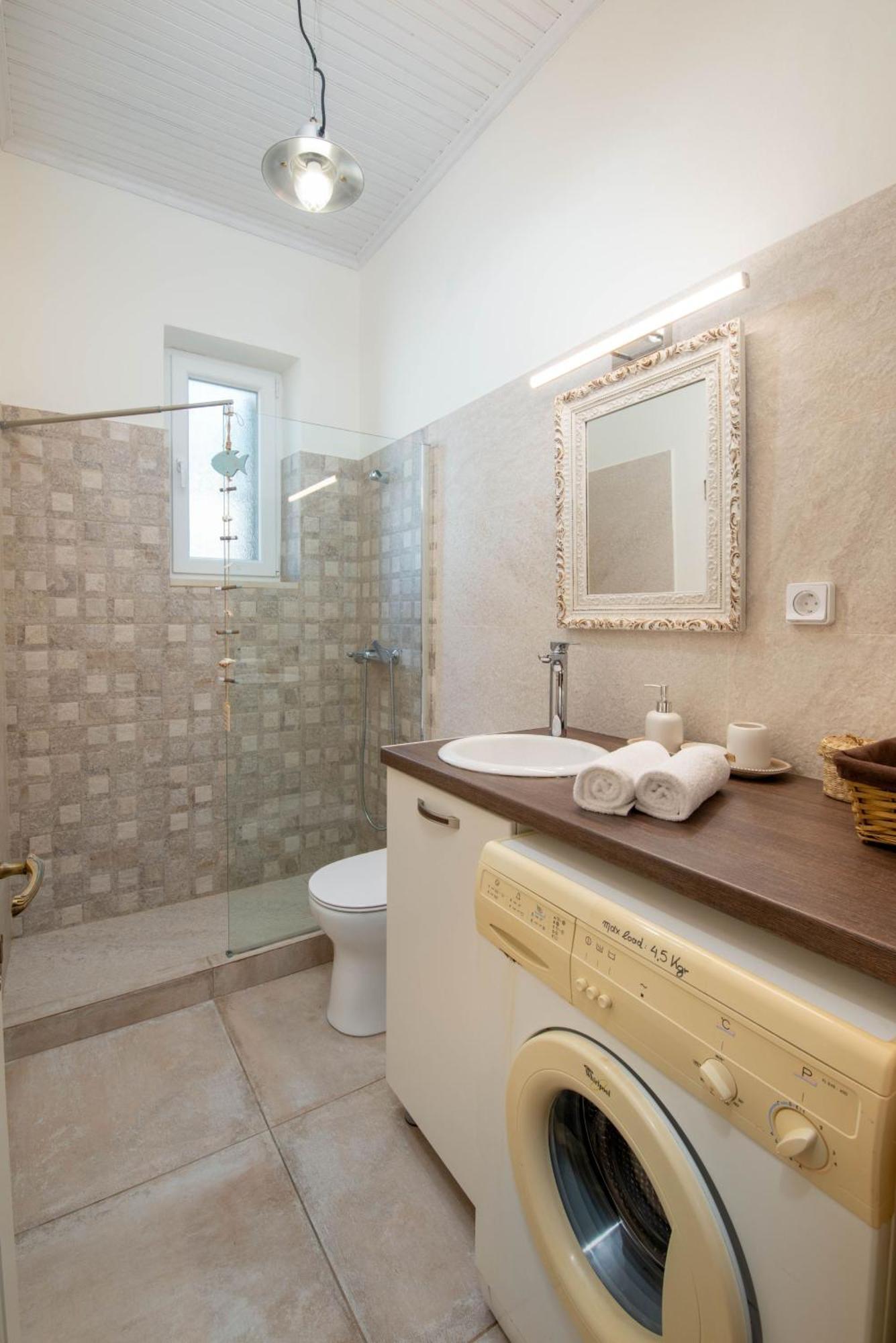 Villa Labovitsa Vlachopoulatika Ngoại thất bức ảnh