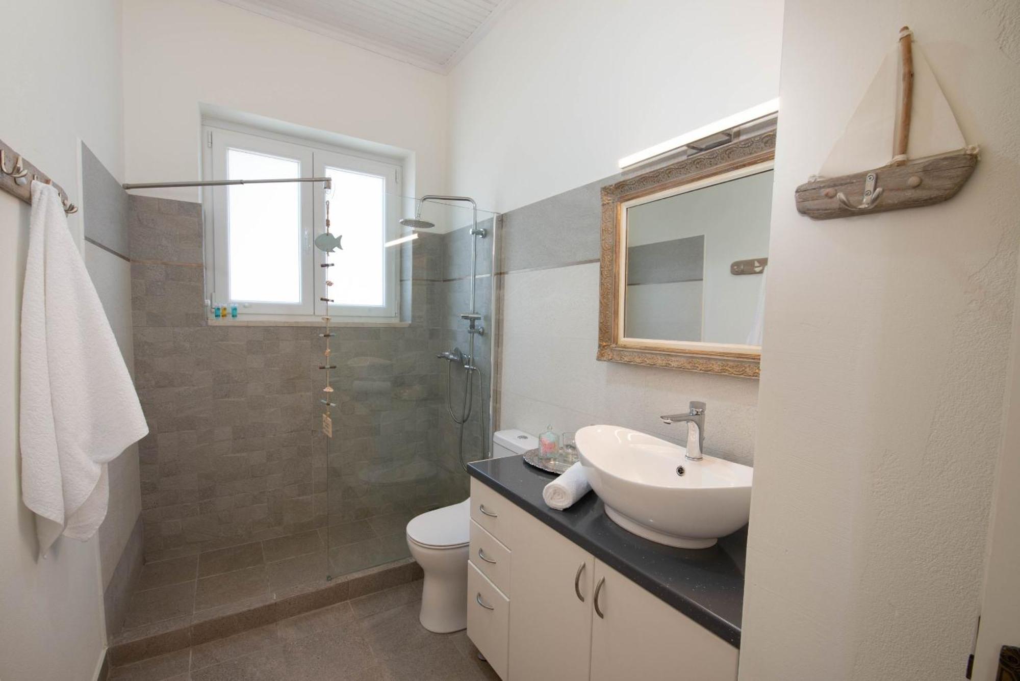 Villa Labovitsa Vlachopoulatika Ngoại thất bức ảnh